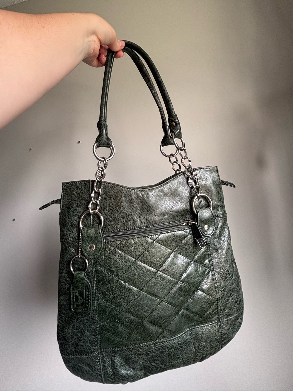SOPRANO olive green leather shoulder bag with cheetah interior